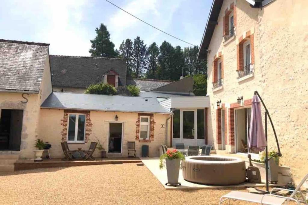 Belle Demeure De 1820, Classee, A 5 Mn De Blois, 10 Mn De Chambord Vineuil  Exterior photo